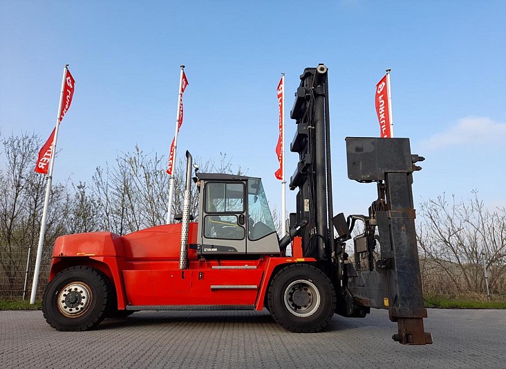 Xe nâng container - Phân biệt chi tiết | Thiết bị nâng tại Cảng